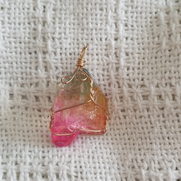 Boutique Jewelry - Multicolor Pendant